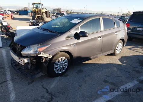 2014 Toyota Prius Plug-In from USA, damaged, VIN JTDKN3DP1E3062855